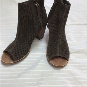 Toms Brown Peep-Toe Ankle Boots